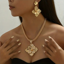 Load image into Gallery viewer, Earrings Plus Necklace Dupes Luxury Jewelry Set Trendy with Flower Design For Women