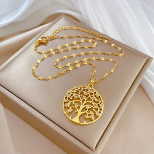 Glamorous Tree of Life Pendant Necklace - Fashionable & Sparkling Zircon - Meaningful Symbol for Girls - Perfect Gift for Young Ladies