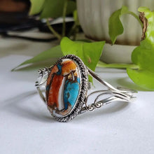 Load image into Gallery viewer, Stunning Turquoise Ladies Temperament Bracelet, Unique Vintage Charm Upscale Sense