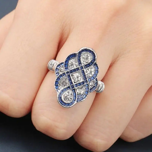 Elegant Vintage Silvery Alloy Ring with Imitation Zirconia - Perfect for Daily Wear & Engagement, Luxurious Style