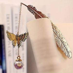 Whimsical Feather Bookmark Pendant - Unique Vintage Style, Butterfly Shaped, Durable Metal Construction