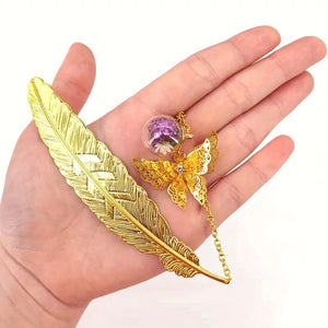 Whimsical Feather Bookmark Pendant - Unique Vintage Style, Butterfly Shaped, Durable Metal Construction