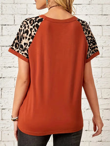 Leopard Print T-shirt, Casual Crew Neck Short Sleeve Top For Spring & Summer- Size: L