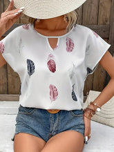 Load image into Gallery viewer, Chic Summer Feather-Print Blouse: Breathable, Durable &amp; Easy-Care Women&#39;s Casual Top- L