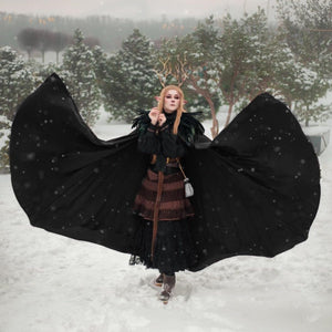 L'VOW Women Feather Collar Velvet Cloak Vampire Cape Witch Queen Cosplay Halloween Costume