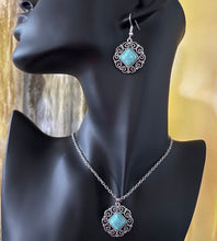 Load image into Gallery viewer, Beautiful Set of Necklace and Earrings with Turquoise Agate