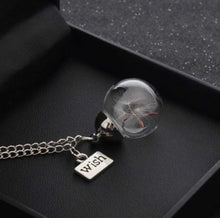 Load image into Gallery viewer, Wish Necklace with a Bottle Containing Four-Leaf Clover