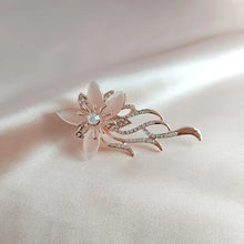 Load image into Gallery viewer, Luxury Sparkling Flower Brooch - Paved with Natural Stone for Women