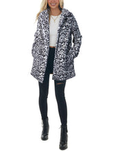 Load image into Gallery viewer, Women&#39;s Faux Fur Jackets Autumn Winter Leopard Coats Loose Fur Coat with Pockets