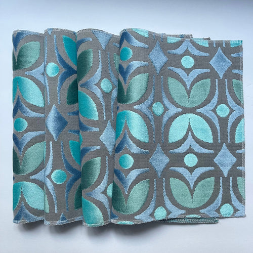 Unique Plate Mats for Your Home, Santa Fe - Packs of 4 Beautiful Cut Velvet One-Side Placemats - Color: Blue Green