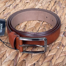 Load image into Gallery viewer, Handmade Genuine Leather Belt - Baby Chameleon Pattern – The Ultimate Official Gift for Men- Color: Brick Brown