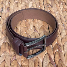 Load image into Gallery viewer, Handmade Genuine Leather Belt, Embroidered Design – Golf Belt - Color: Dark Brown