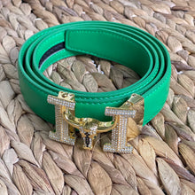 Load image into Gallery viewer, Elegant Handmade PU Leather Holeless Belt with Special Buckles, Plain, Available in 10 Fresh Colors, Easy to Adjust the Size - Style 4