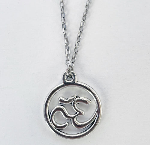 Stainless Steel OM Symbol Pendant Necklace - Elegant Unisex Jewelry Gift with Durable Construction