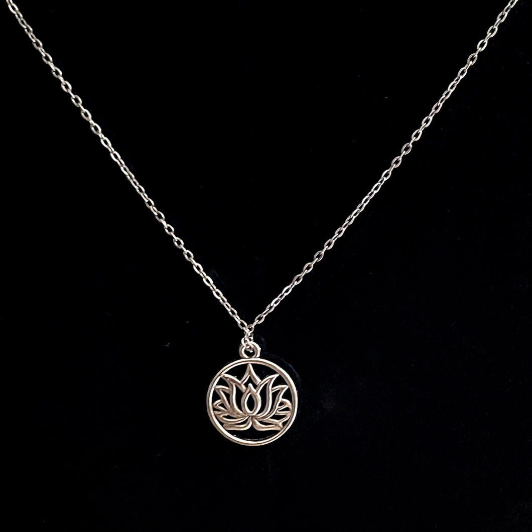 Stainless Steel Lotus Pendant Necklace - Elegant Unisex Jewelry Gift with Durable Construction