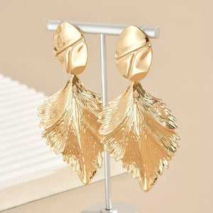 Golden Leaf Design Dangle Earrings Retro Elegant Style Zinc Alloy Jewelry Delicate Gift For Women