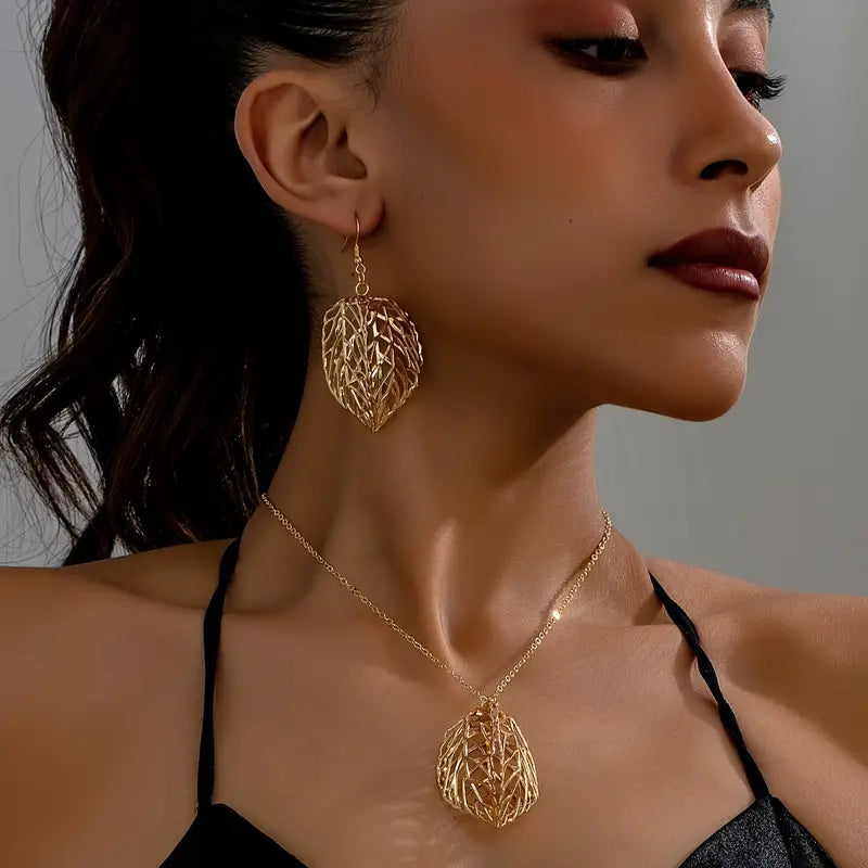 Elegant Hollow Golden Wire Leaf Pendant Necklace and Earrings Set, Iron Crafted, No Plating