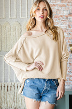 Load image into Gallery viewer, Reborn J Exposed Seam Lantern Sleeve Top for Girls and Women