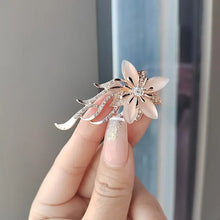 Load image into Gallery viewer, Luxury Sparkling Flower Brooch - Paved with Natural Stone for Women