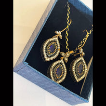 Load image into Gallery viewer, A Set of Luxury Women Necklace and Earring - Perfect for Mother&#39;s Day Gift