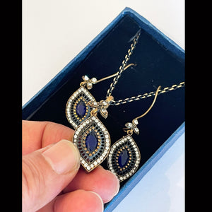 A Set of Luxury Women Necklace and Earring - Perfect for Mother's Day Gift