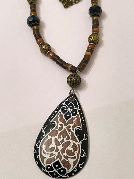 Women Vintage Handmade Beaded Bohemian Necklace with Round Brass Painted Pendant