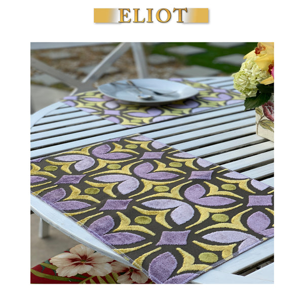 Santa Fe - Packs of 4 and 2 Beautiful Burnout Velvet One-Side Placemats - Color:Elizabeth